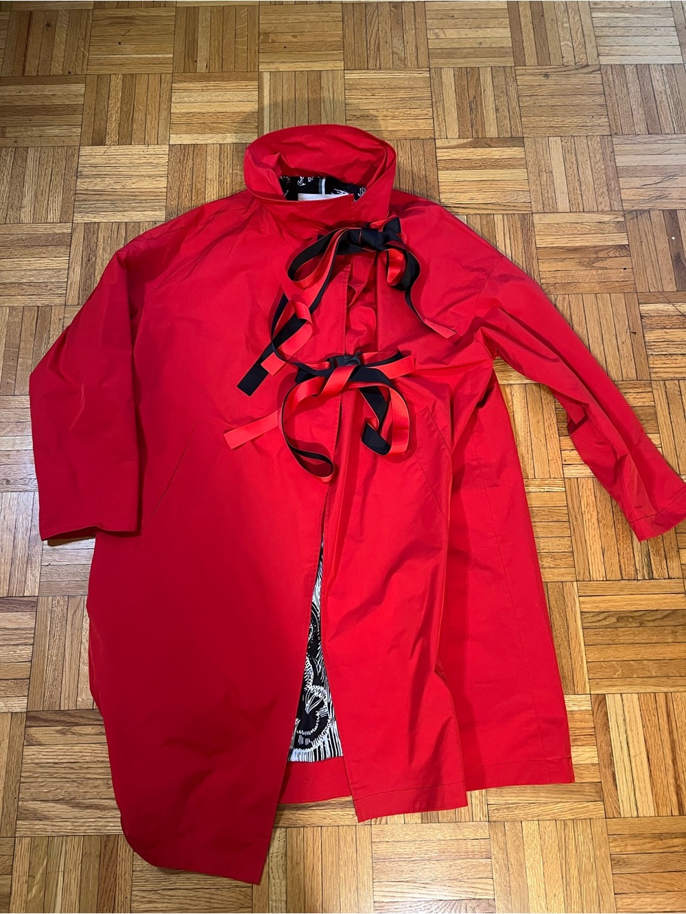 Lady in Red ZIAI Tie-Front Trench Coat with Ribbon Details funnel neck size XL